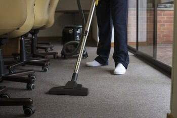 Commercial carpet cleaning in Forest Park, Georgia