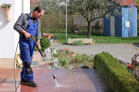 Pressure washing in Lebanon by K&D Carpet & Cleaning Services
